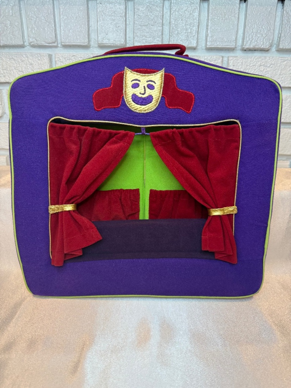 Vintage Manhattan Toy Puppet Theatre
